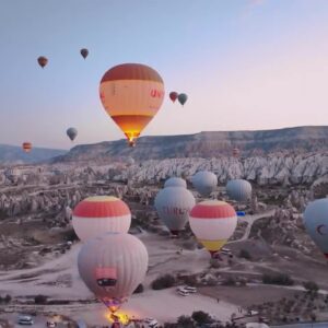 دانلود فوتیج پرواز بالن در کاپادوکیه